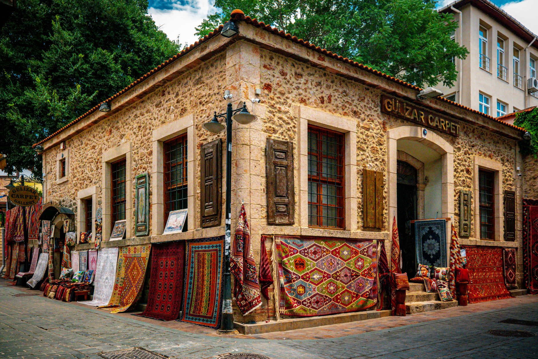 Karşıyaka Ortaöğrenim Erkek Öğrenci Yurdu Yerel İşletme fotoğrafı 6